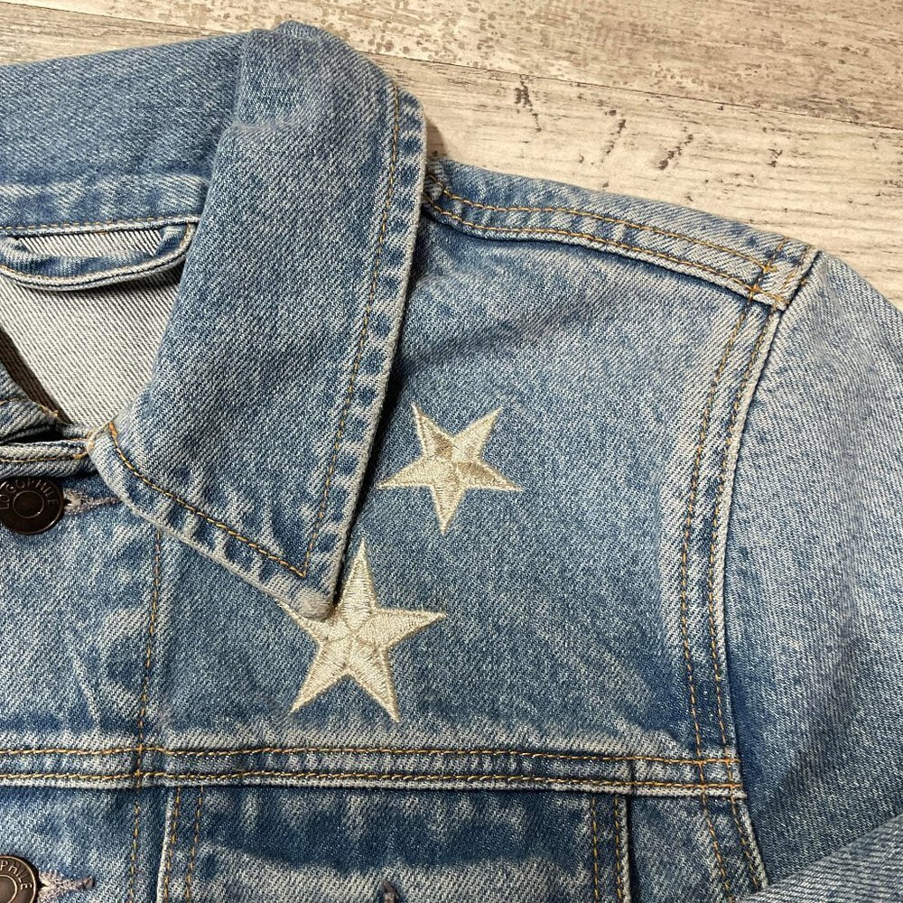 BLOOMINGDALES Logophile Denim Jacket Light Blue Moonlight - Picture 7 of 8